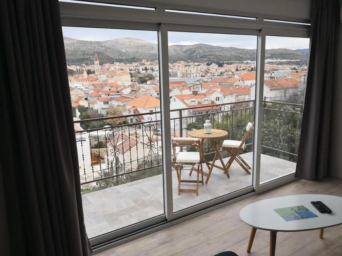 Apartment Tomi - With Beautiful View Trogir