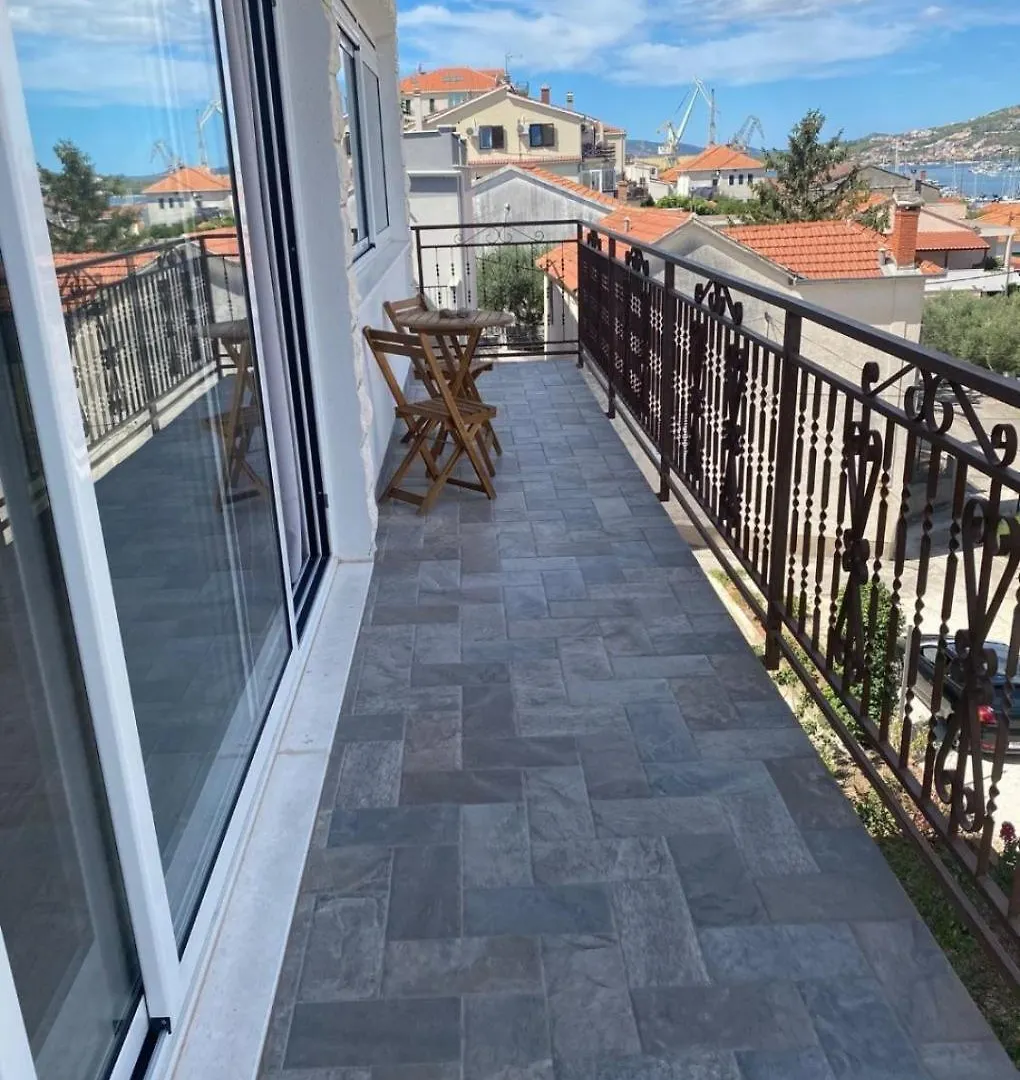 Apartment Tomi - With Beautiful View Trogir Croatia